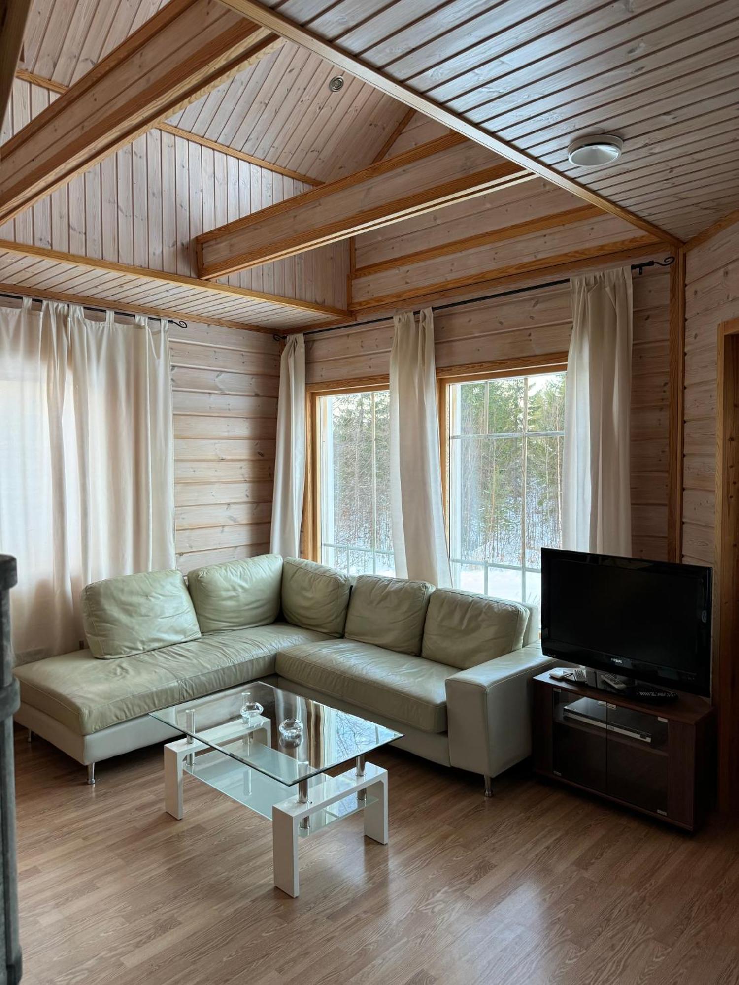 Tiiringolf Cottages Nilsia Exterior photo